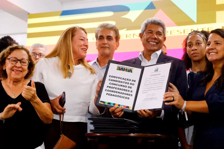 Governo do Estado anuncia a contratação de quase nove mil profissionais para a educação