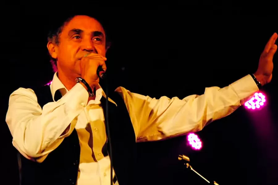 Morre Carlos Pitta, cantor e compositor referência na MPB que descobriu Ivete Sangalo aos 17 anos
