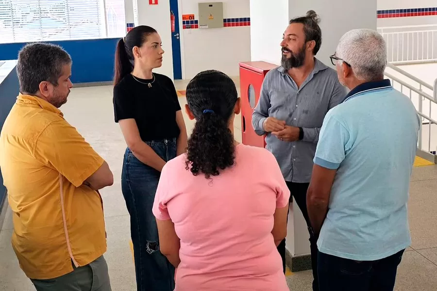 Medeiros Neto agora tem ensino superior gratuito! Equipe da UFSB visita instalações do novo CUNI