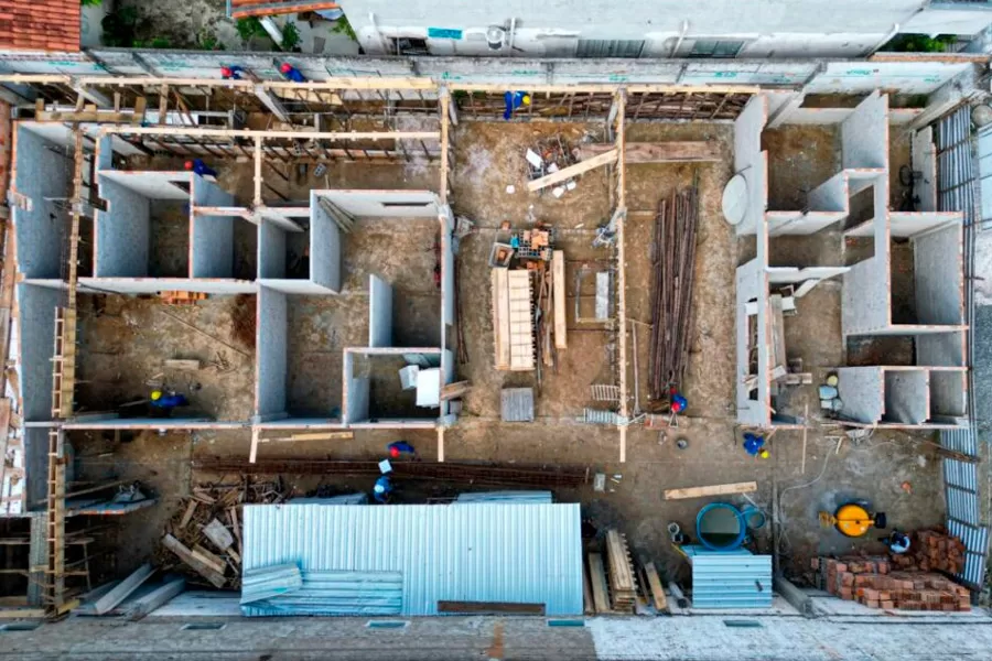 Construção da Escola Jardim Caraípe destaca compromisso com a educação em Teixeira