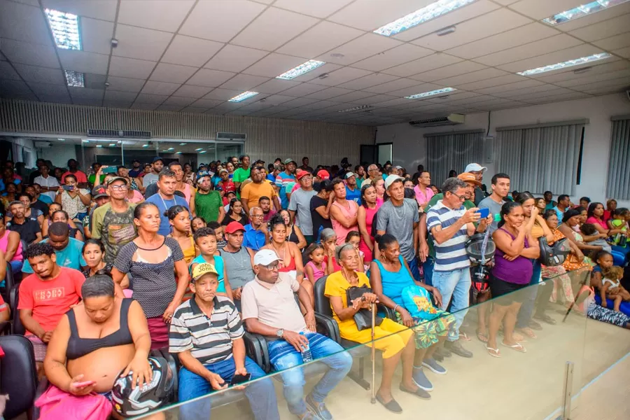 Câmara Municipal se mobiliza para apoiar famílias da ocupação Santos Israel Câmara Municipal se mobiliza para apoiar famílias da ocupação Santos Israel