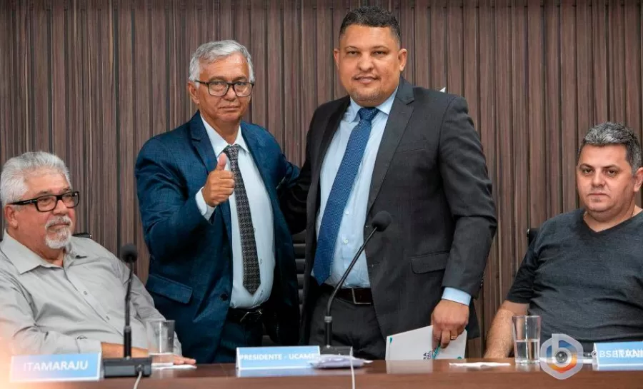 Vereador Jonatas Santos é eleito para comandar a União das Câmaras Municipais do Extremo Sul Vereador Jonatas Santos é eleito para comandar a União das Câmaras Municipais do Extremo Sul