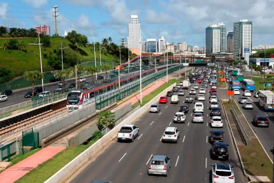 Quem antecipar o pagamento do IPVA até 7 de fevereiro na Bahia tem um dos maiores descontos do país, de 15%