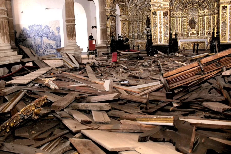 ‘Igreja de ouro’: frei denuncia golpe com pedido de dinheiro para falsa reforma