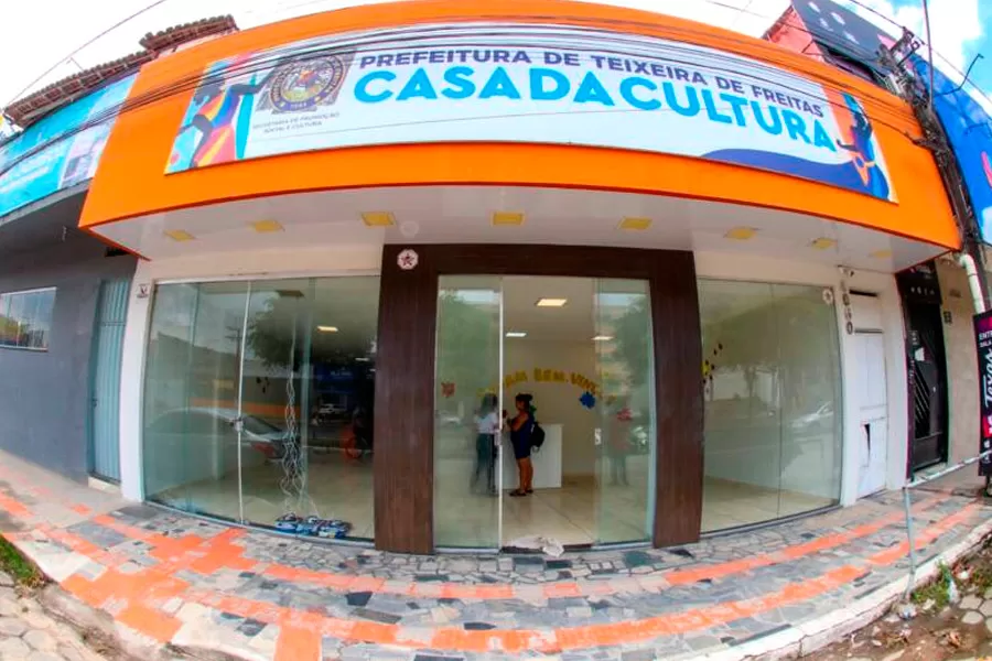Casa da Cultura é inaugurada em espaço inovador e totalmente equipado em Teixeira de Freitas