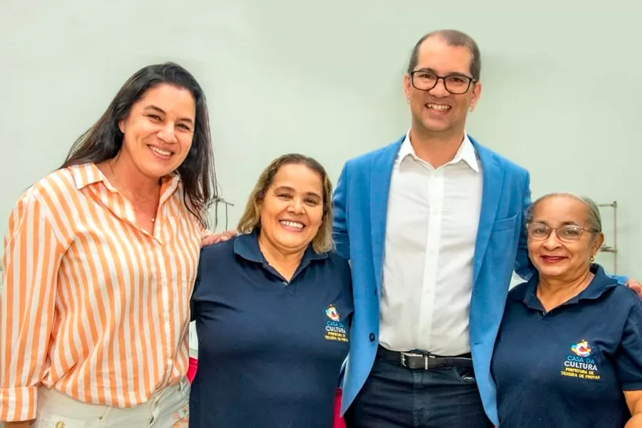 Casa da Cultura é inaugurada em espaço inovador e totalmente equipado em Teixeira de Freitas Casa da Cultura é inaugurada em espaço inovador e totalmente equipado em Teixeira de Freitas