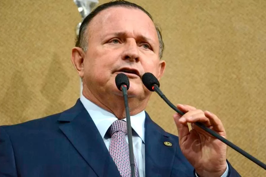 STF afasta Adolfo Menezes da presidência da ALBA; entenda a decisão