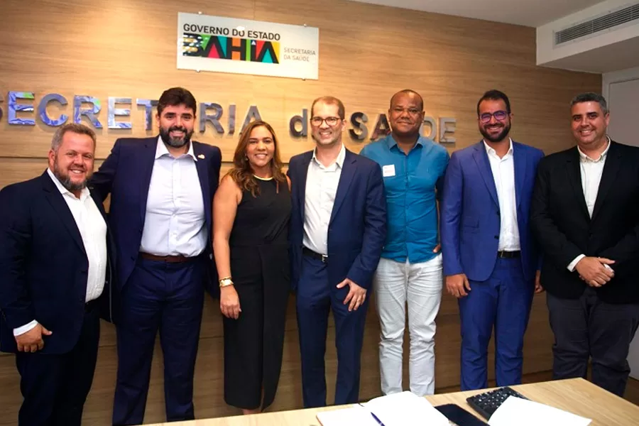 Governo da Bahia garante investimentos na saúde de Teixeira de Freitas