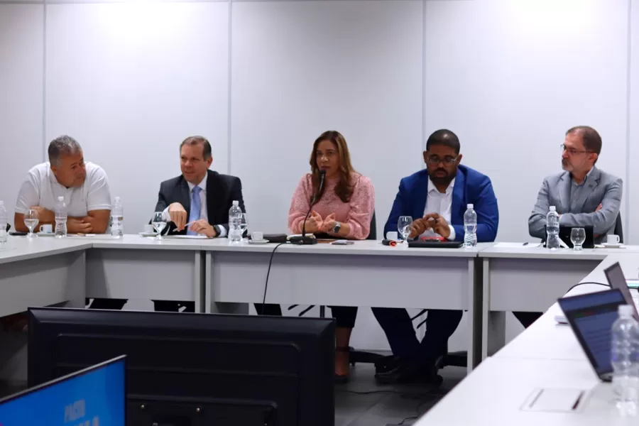 Sesab debate avanços no Pacto Bahia pela Saúde com instituições públicas