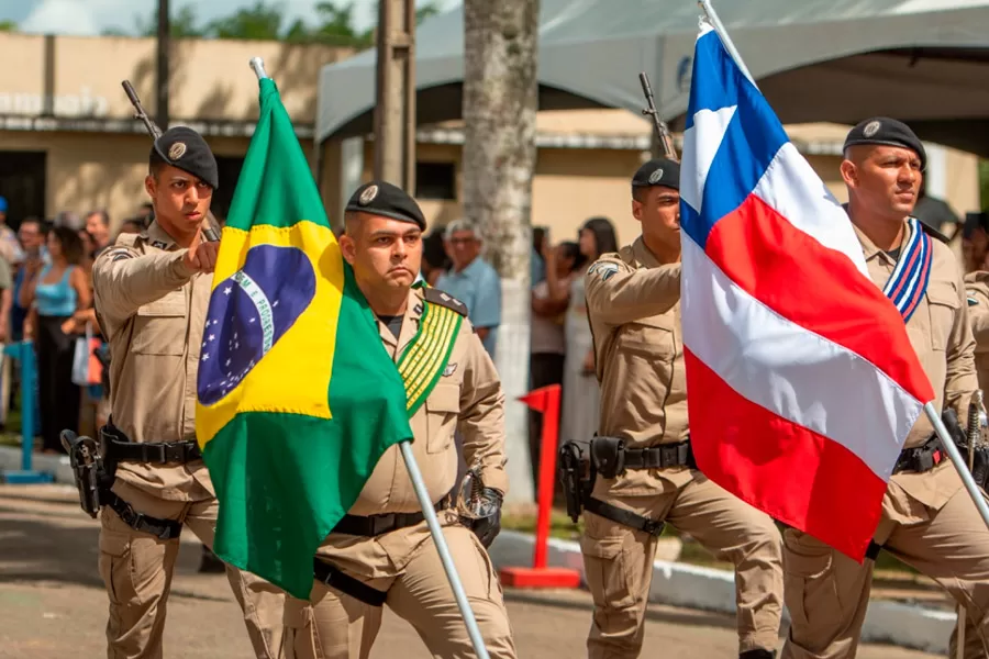 Prefeitura de Teixeira de Freitas parabeniza os 200 anos da Polícia Militar da Bahia