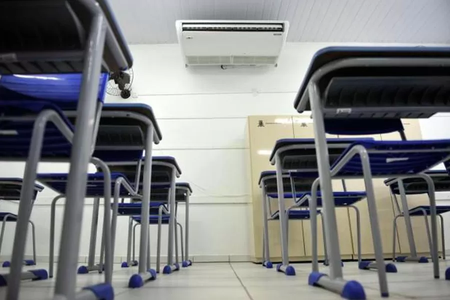 Teixeira de Freitas climatiza salas de aula da rede municipal e se destaca na educação