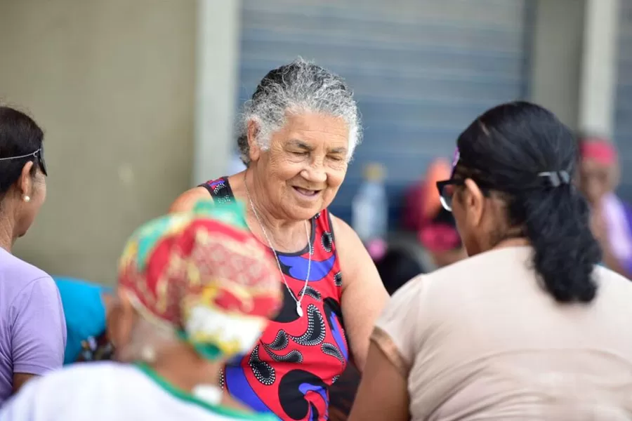 Idosos de Teixeira de Freitas celebram Carnaval com música, alegria e muita animação Idosos de Teixeira de Freitas celebram Carnaval com música, alegria e muita animação
