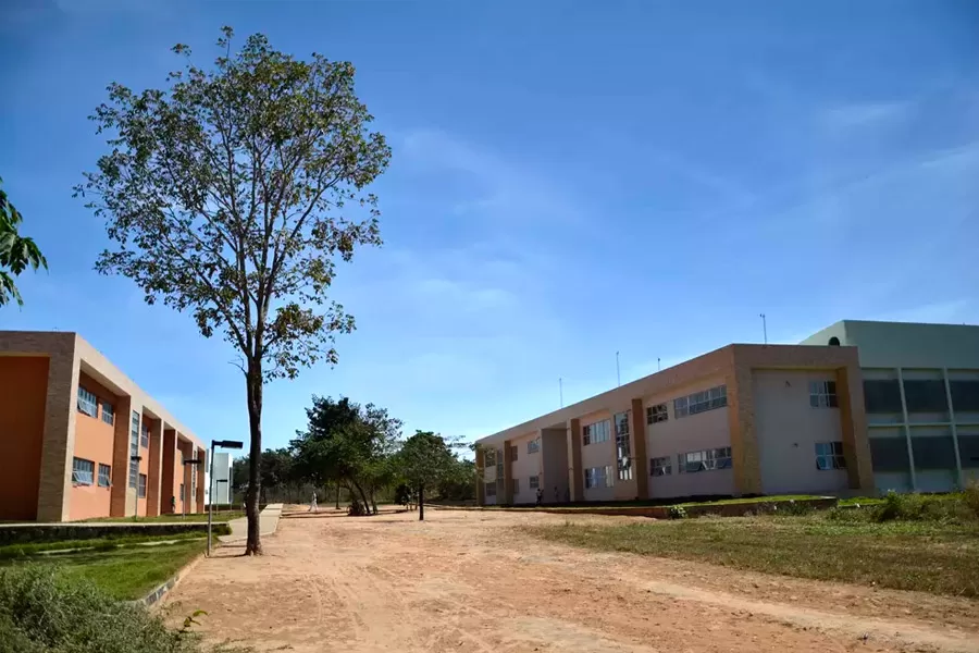 Universidade Federal do Oeste da Bahia está com inscrições abertas para concurso com 31 vagas