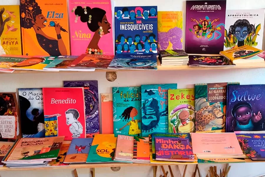 Cumuruxatiba inaugura Biblioteca Comunitária com grande acervo afro-indígena