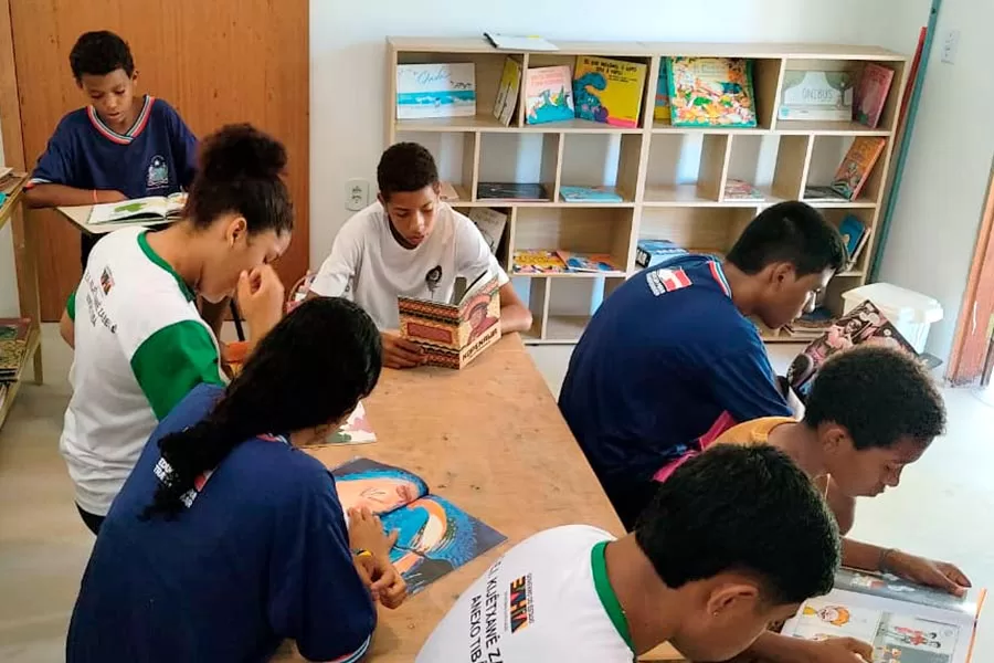 Cumuruxatiba inaugura Biblioteca Comunitária com grande acervo afro-indígena