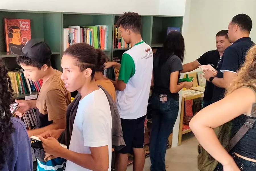 Cumuruxatiba inaugura Biblioteca Comunitária com grande acervo afro-indígena