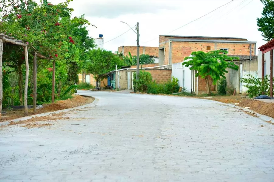 Prefeitura transforma ruas do Bairro Monte Castelo com obras de pavimentação