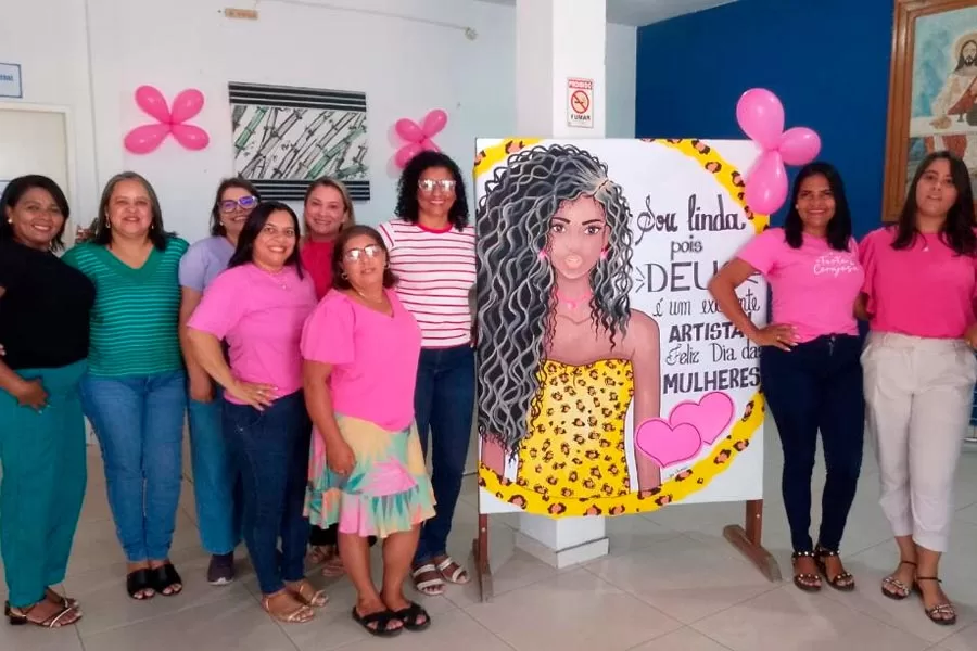 Subprefeitura de Itabatã festeja com as servidoras o Dia Internacional da Mulher