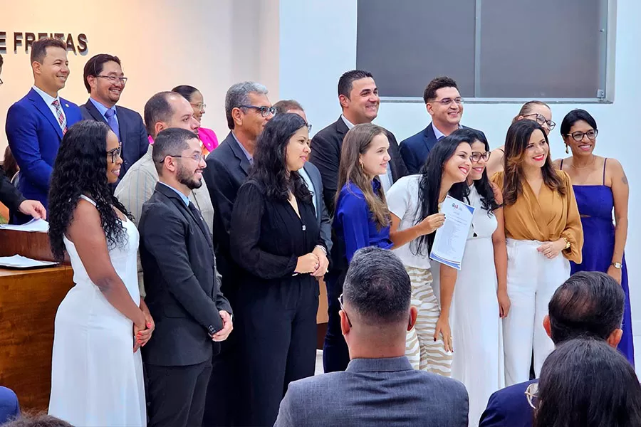 Advogada Hemillay Aguiar assume presidência da Comissão de Direito dos Animais da OAB de Teixeira de Freitas