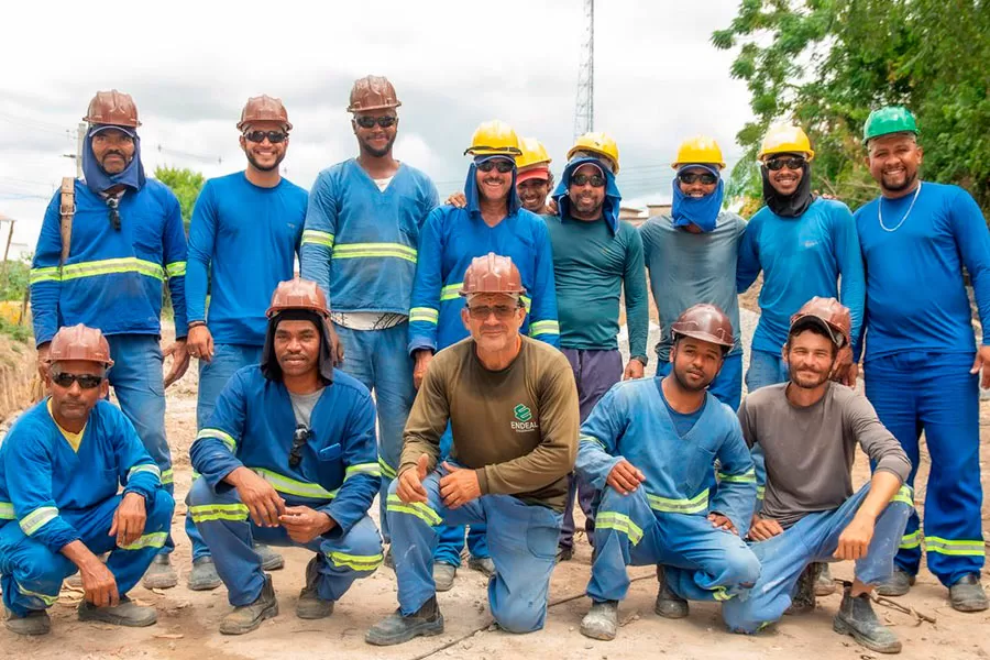 Prefeitura de Teixeira de Freitas realiza obra de drenagem no bairro Eixo Sul Prefeitura de Teixeira de Freitas realiza obra de drenagem no bairro Eixo Sul