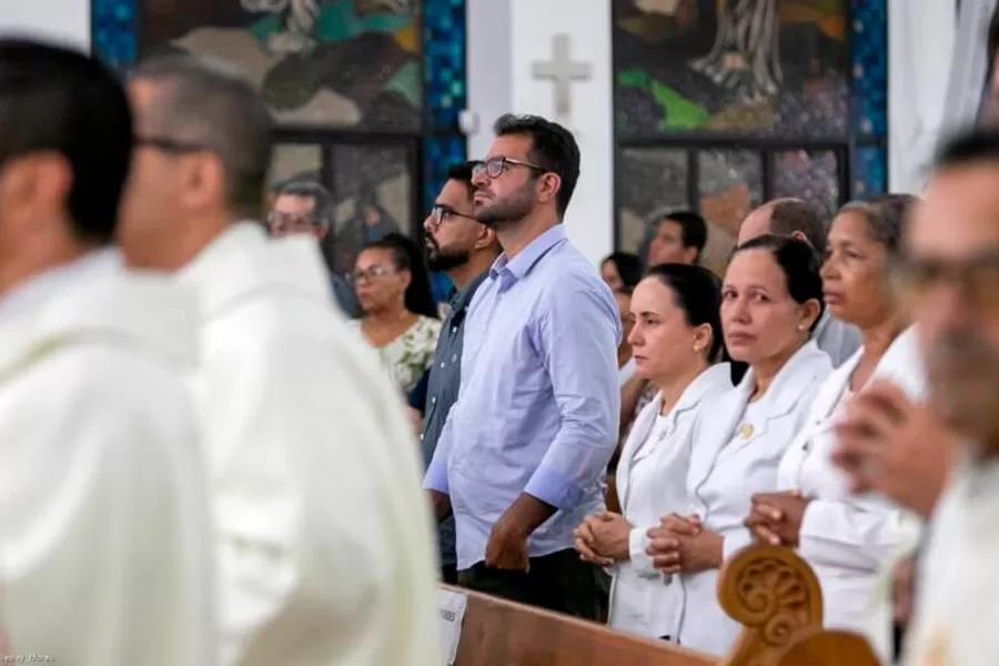 Dom Jailton se despede em Missa histórica e emociona fiéis na Catedral São Pedro Dom Jailton se despede em Missa histórica e emociona fiéis na Catedral São Pedro