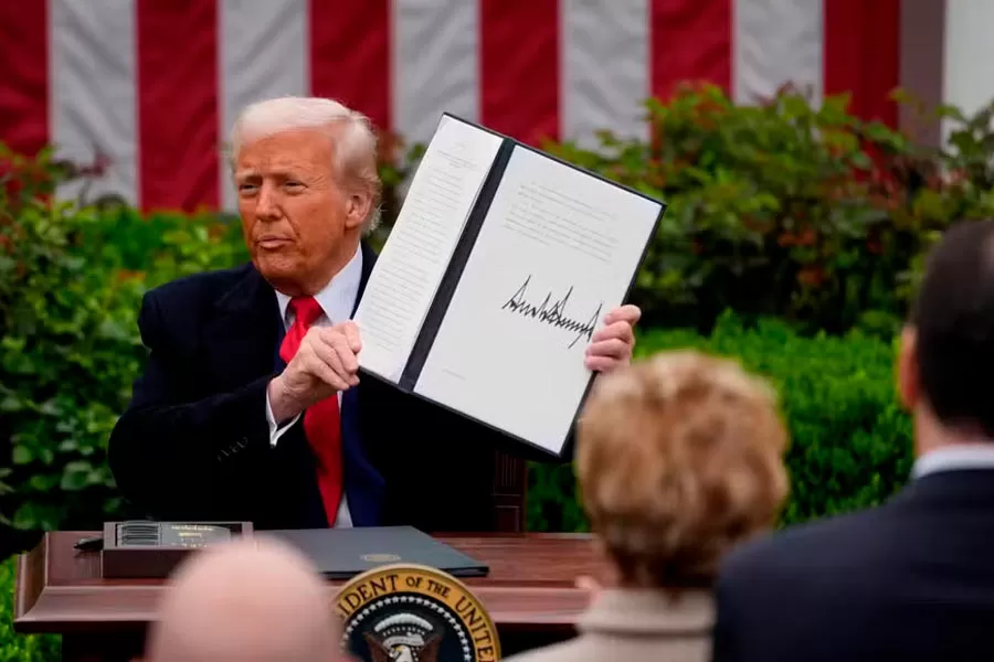 Trump ameaça taxar China em mais 50% se país não voltar atrás de retaliação aos EUA
