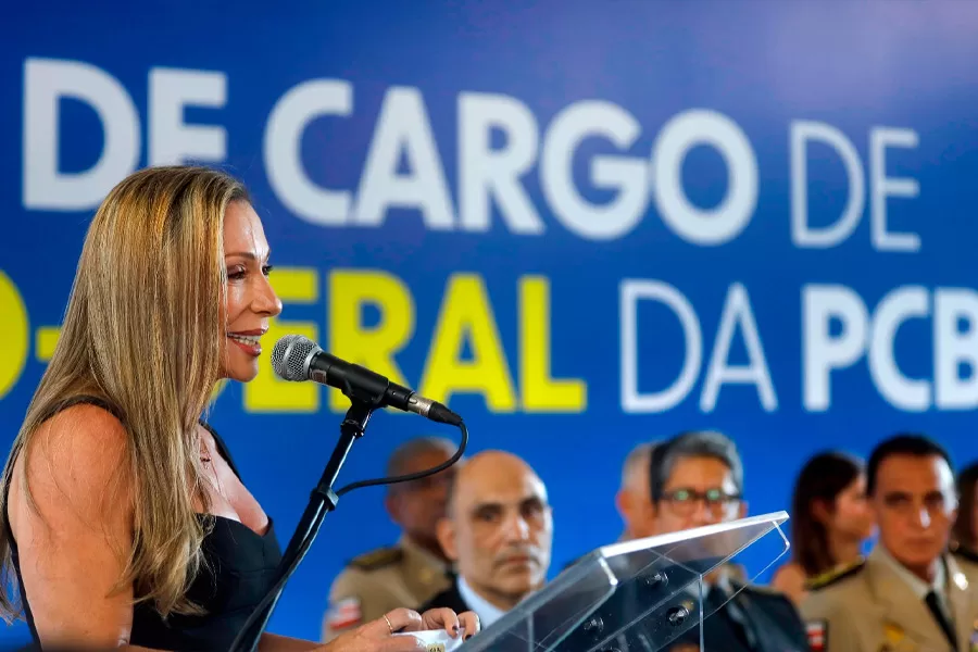 Polícia Civil da Bahia inicia nova gestão com posse do delegado-geral André Viana