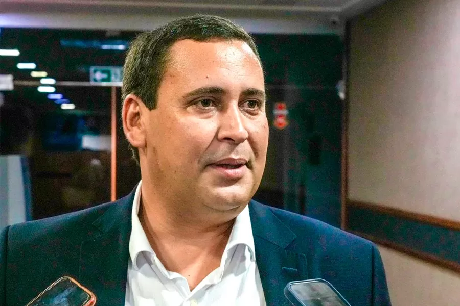 ”ACM Neto é ‘o bloco do eu sozinho’, isolado na Bahia e no Brasil”, afirma presidente do PT