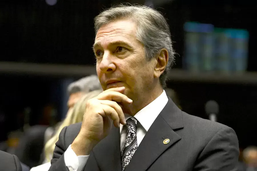 Ex-presidente Fernando Collor é preso em Maceió