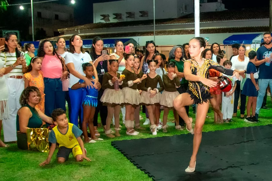 Mistura Cultural abre os 40 dias de comemoração pelos 40 anos de Teixeira de Freitas Mistura Cultural abre os 40 dias de comemoração pelos 40 anos de Teixeira de Freitas