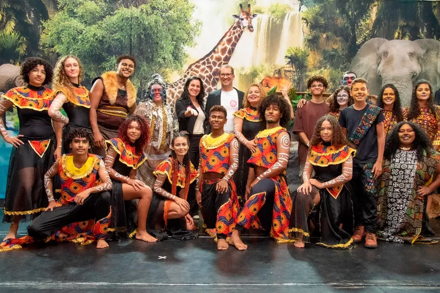 Espetáculo “O Rei Leão – O Musical” emociona público e celebra talentos da Casa da Cultura Espetáculo “O Rei Leão – O Musical” emociona público e celebra talentos da Casa da Cultura