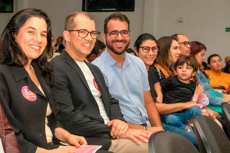 Espetáculo “O Rei Leão – O Musical” emociona público e celebra talentos da Casa da Cultura Espetáculo “O Rei Leão – O Musical” emociona público e celebra talentos da Casa da Cultura