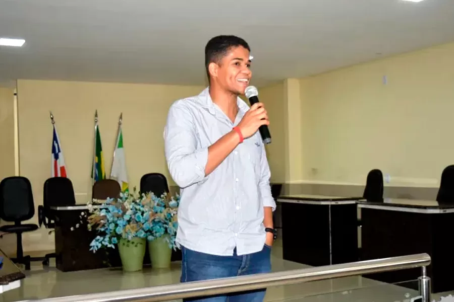 Queijeiros de Vereda se reúnem com prefeito e entidades para impulsionar produção artesanal Queijeiros de Vereda se reúnem com prefeito e entidades para impulsionar produção artesanal