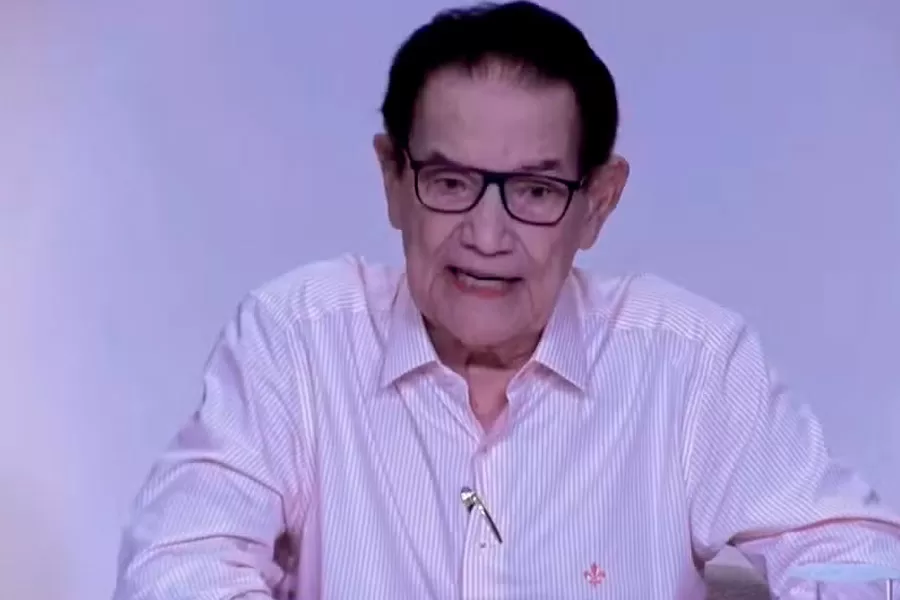 Divaldo Franco, um dos principais líderes espíritas do Brasil, morre aos 98 anos