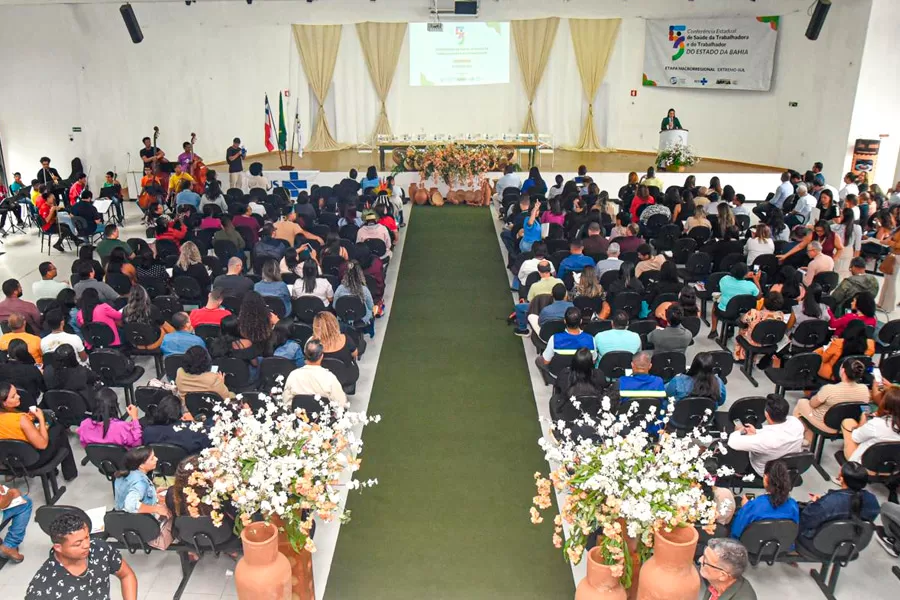 Teixeira de Freitas sedia etapa macrorregional da 5ª Conferência Estadual de Saúde da Trabalhadora e do Trabalhador
