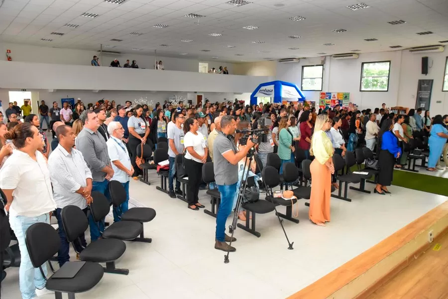 Teixeira de Freitas sedia etapa macrorregional da 5ª Conferência Estadual de Saúde da Trabalhadora e do Trabalhador