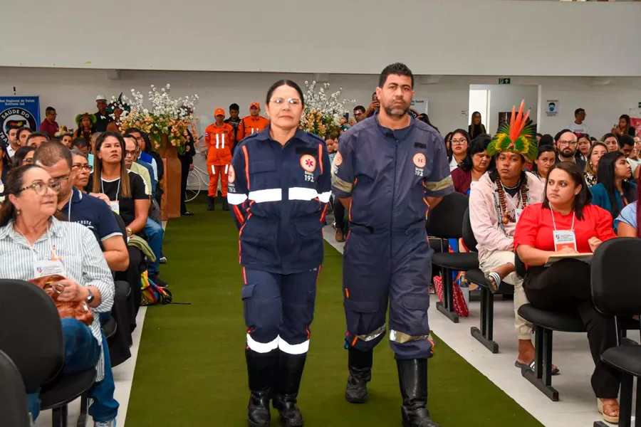 Teixeira de Freitas sedia etapa macrorregional da 5ª Conferência Estadual de Saúde da Trabalhadora e do Trabalhador