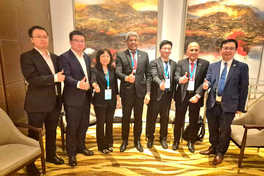 Governador se reúne com empresas chinesas que se instalarão na Bahia para fornecer peças à fábrica da BYD