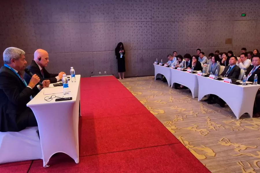 Governador se reúne com empresas chinesas que se instalarão na Bahia para fornecer peças à fábrica da BYD