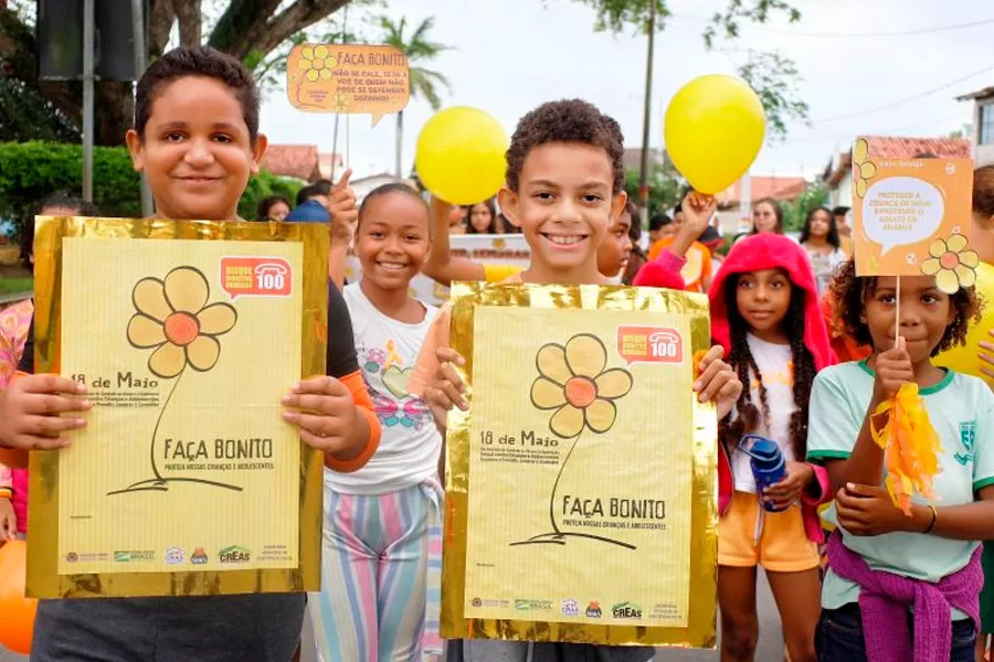 Mucuri fortalece ações da campanha “Faça Bonito” com caminhada educativa e mobilização intersetorial Mucuri fortalece ações da campanha “Faça Bonito” com caminhada educativa e mobilização intersetorial