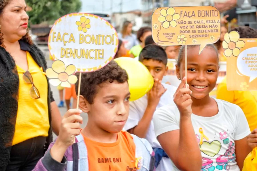 Mucuri fortalece ações da campanha “Faça Bonito” com caminhada educativa e mobilização intersetorial Mucuri fortalece ações da campanha “Faça Bonito” com caminhada educativa e mobilização intersetorial