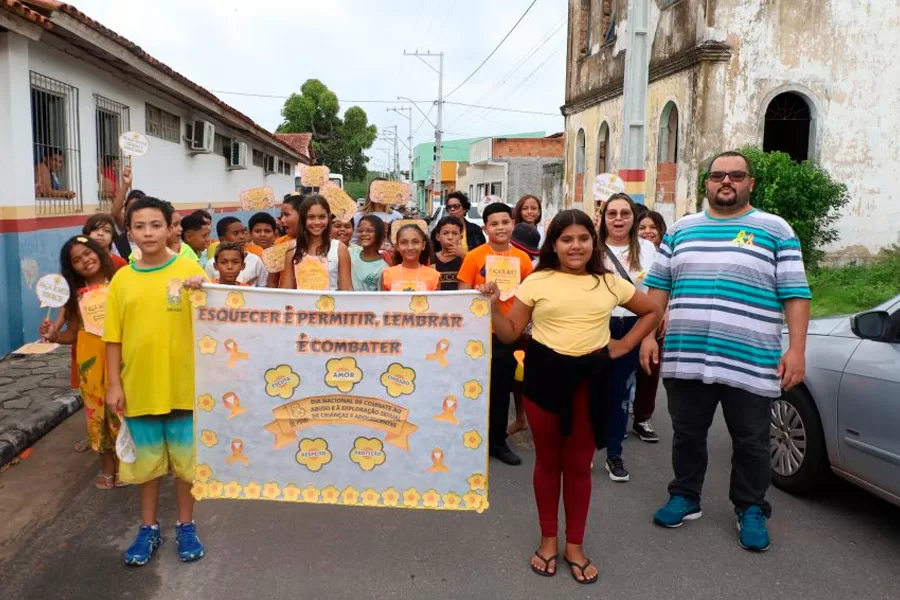 Mucuri fortalece ações da campanha “Faça Bonito” com caminhada educativa e mobilização intersetorial Mucuri fortalece ações da campanha “Faça Bonito” com caminhada educativa e mobilização intersetorial