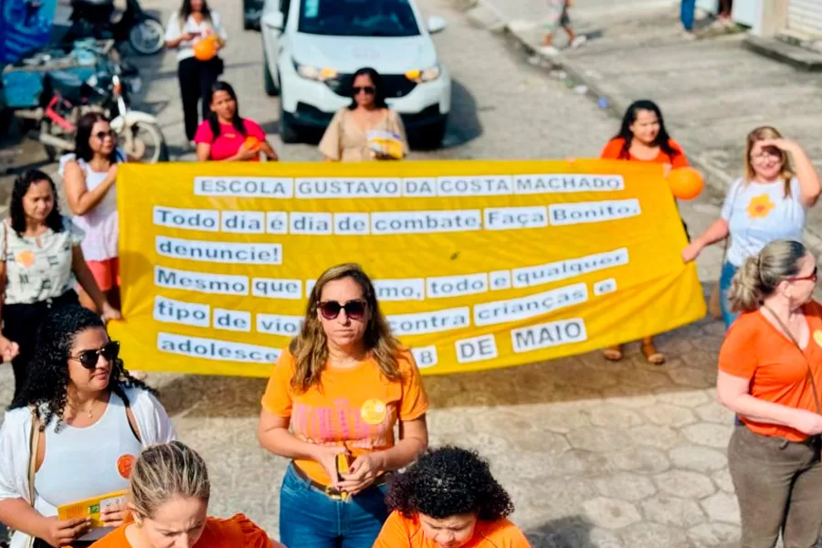 Caminhada em Itabatã reforça ações da campanha “Faça Bonito”, pela mobilização contra o abuso sexual infantil Caminhada em Itabatã reforça ações da campanha “Faça Bonito”, pela mobilização contra o abuso sexual infantil