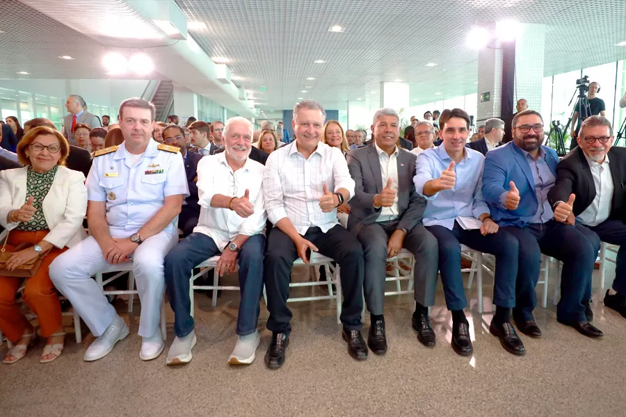 Governo do Estado articula investimentos históricos em portos com apoio do Governo Federal Governo do Estado articula investimentos históricos em portos com apoio do Governo Federal