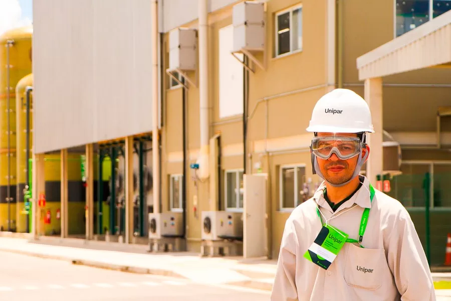 Bahia fortalece crescimento industrial sustentável e atrai investimentos estratégicos