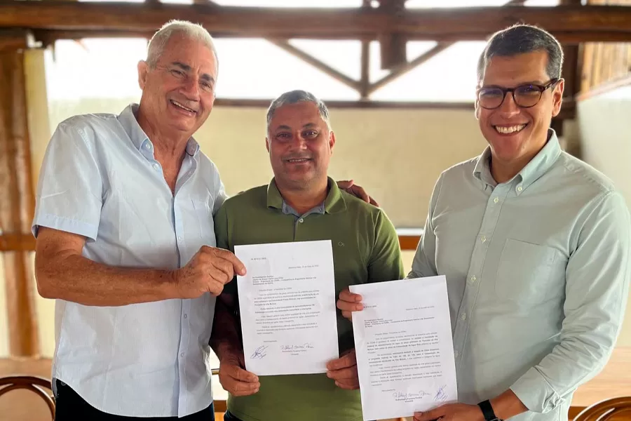 Prefeito Beto Pinto recebe presidente da Cerb em roda de conversa sobre barragem