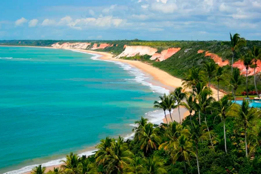 Governo do Estado e Azul chegam a acordo, e Costa do Descobrimento ganhará 111 voos extras em julho