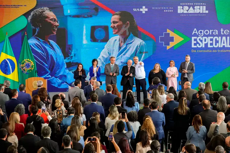 Lula lança programa para melhorar acesso de pacientes a especialistas