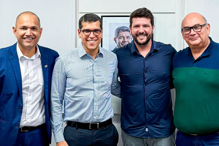 Líder político Franco Baldo reforça pautas por melhorias no abastecimento de água em encontro com presidente da CERB