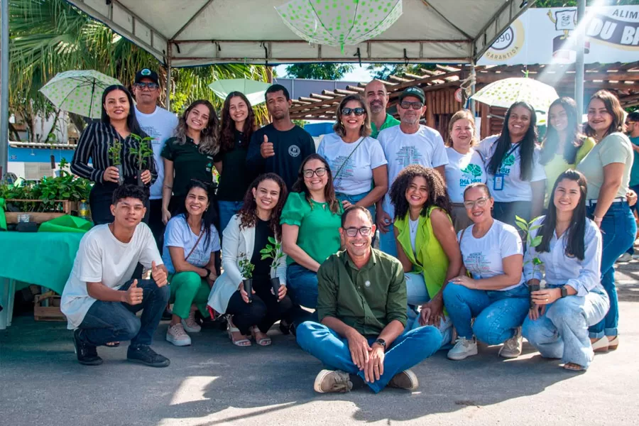 Prefeitura inicia Mês do Meio Ambiente com drive thru de mudas nativas da Mata Atlântica Prefeitura inicia Mês do Meio Ambiente com drive thru de mudas nativas da Mata Atlântica